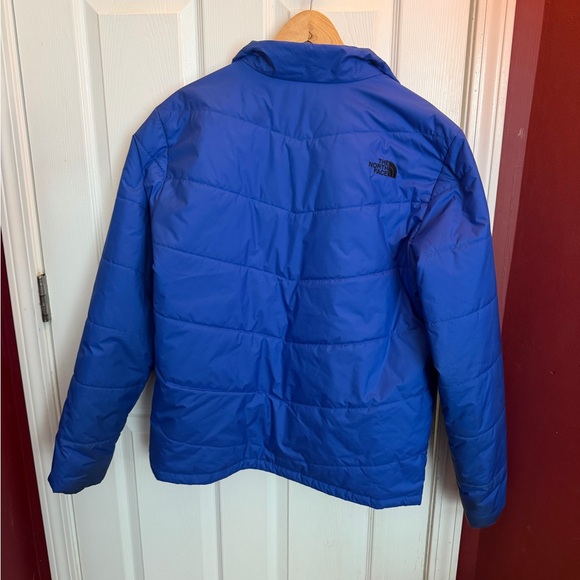 The North Face Men's Bold Blue Puffer Jacket - Picture 2 of 7